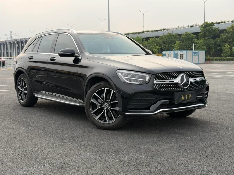 Mercedes-Benz GLC 2022 GLC 300 L 4MATIC Dynamic exterior photo 3 Mercedes-Benz GLC 2022 GLC 300 L 4MATIC Dynamic exterior photo 3