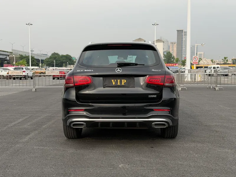 Mercedes-Benz GLC 2022 GLC 300 L 4MATIC Dynamic exterior photo 5 Mercedes-Benz GLC 2022 GLC 300 L 4MATIC Dynamic exterior photo 5