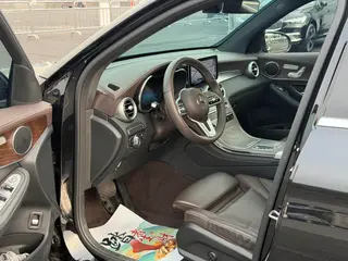 Mercedes-Benz GLC 2022 GLC 300 L 4MATIC Dynamic interior photo 7 Mercedes-Benz GLC 2022 GLC 300 L 4MATIC Dynamic interior photo 7