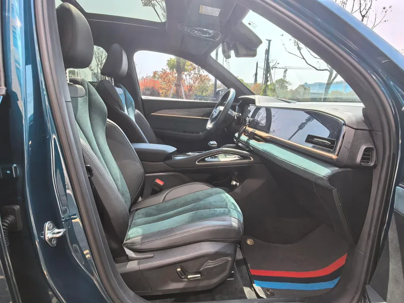 Geely Monjaro 2021 2.0TD DCT EVO Tipo Zhizun con tracción en dos ruedas interior foto 12 Geely Monjaro 2021 2.0TD DCT EVO Tipo Zhizun con tracción en dos ruedas interior foto 12