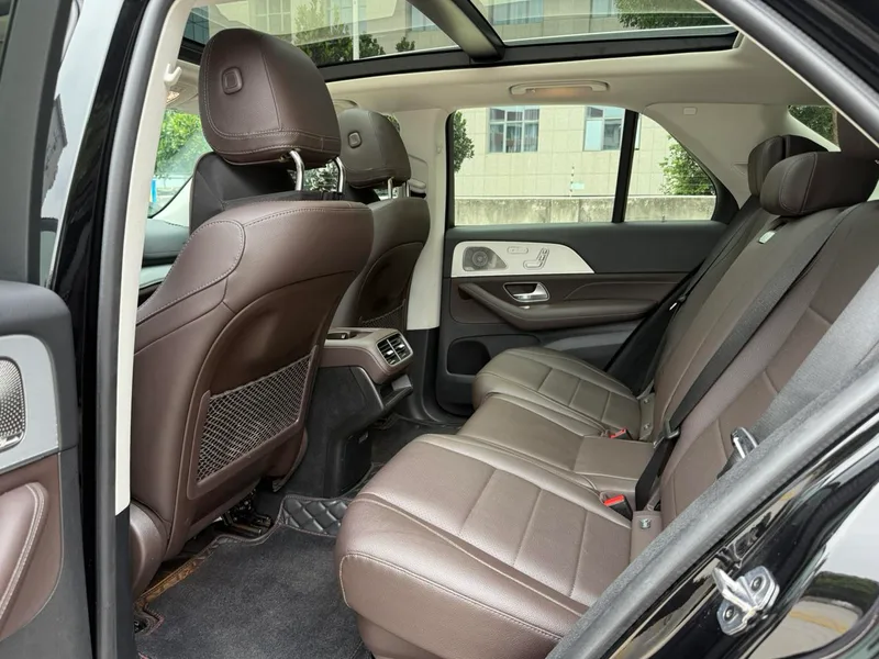 Mercedes-Benz GLE (Imported) 2023 GLE 450 4MATIC Style tendance intérieur photo 7 Mercedes-Benz GLE (Imported) 2023 GLE 450 4MATIC Style tendance intérieur photo 7