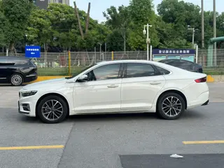 Geely Preface 2023 2.0T Luxury type exterior photo 5 Geely Preface 2023 2.0T Luxury type exterior photo 5