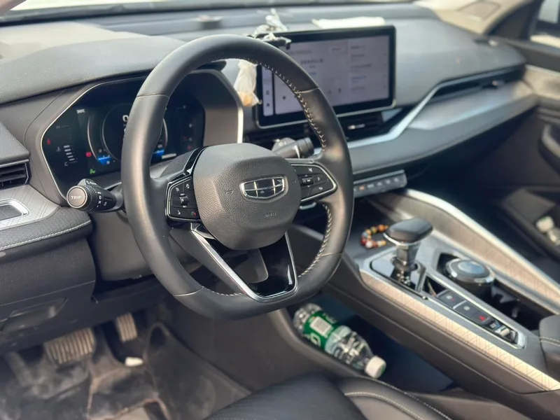 Geely Preface 2023 2.0T Luxury type exterior photo 7 Geely Preface 2023 2.0T Luxury type exterior photo 7