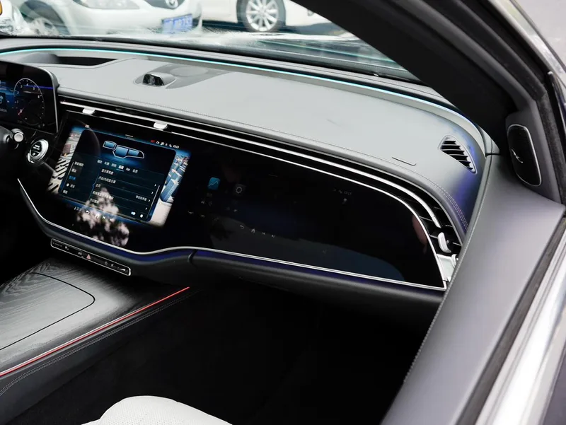 Mercedes-Benz E-Class 2024 E 300 L Luxury type Passenger car interior photo 16