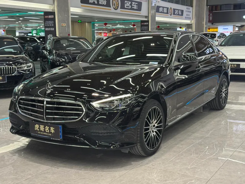 Mercedes-Benz C-Class 2022 Reforma C 260 L exterior foto 1 Mercedes-Benz C-Class 2022 Reforma C 260 L exterior foto 1