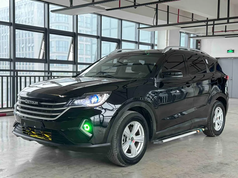 Jetour X70M 2021 1.5T DCT Luxury partner type exterior photo 1 Jetour X70M 2021 1.5T DCT Luxury partner type exterior photo 1