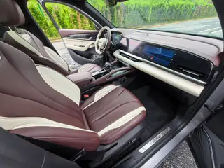Geely Monjaro 2021 2.0TD DCT EVO Two-wheel drive noble type interior photo 7