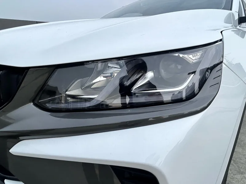 Geely Coolray 2023 1.5T DCT Edición de platino interior foto 16 Geely Coolray 2023 1.5T DCT Edición de platino interior foto 16