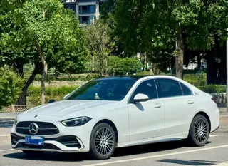 Mercedes-Benz C-Class 2023 Second change C 260 L Sports version exterior photo 1 Mercedes-Benz C-Class 2023 Second change C 260 L Sports version exterior photo 1
