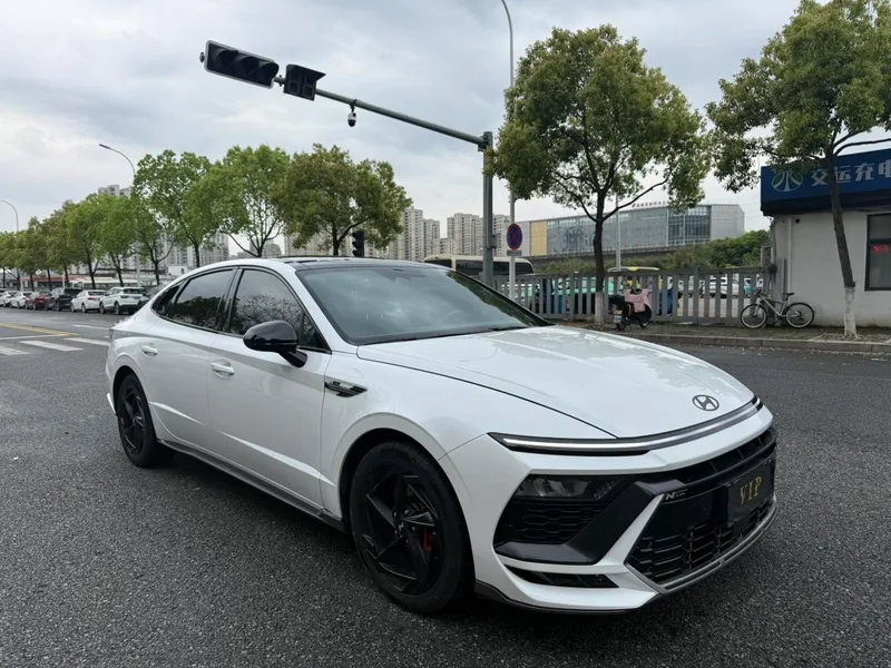 Hyundai Sonata 2024 2.0T N Line Air exterior foto 3