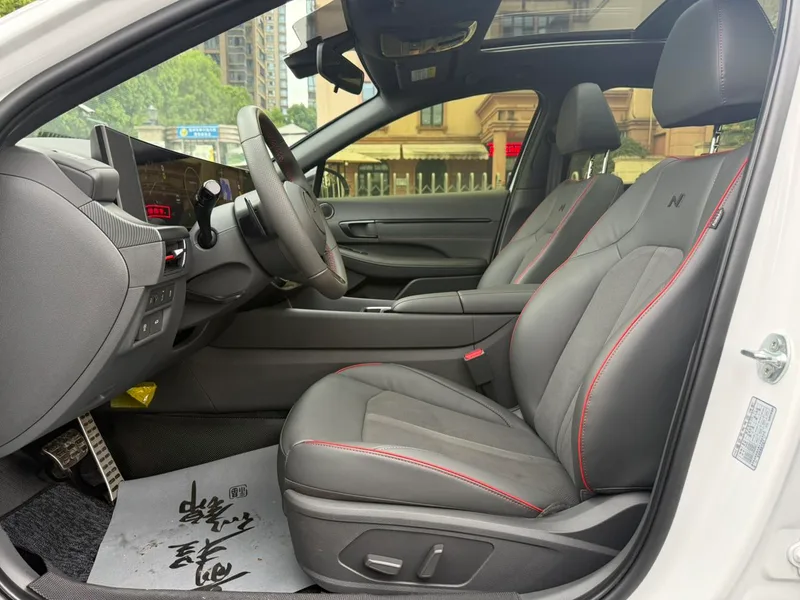 Hyundai Sonata 2024 2.0T N Line Air interior foto 13