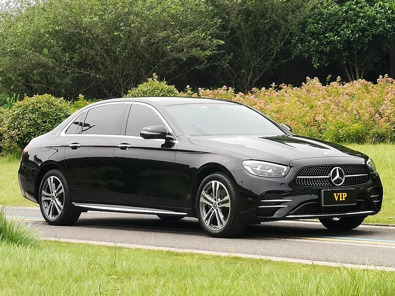 Mercedes-Benz E-Class 2021 Restyling E 260 L sports car exterior photo 3