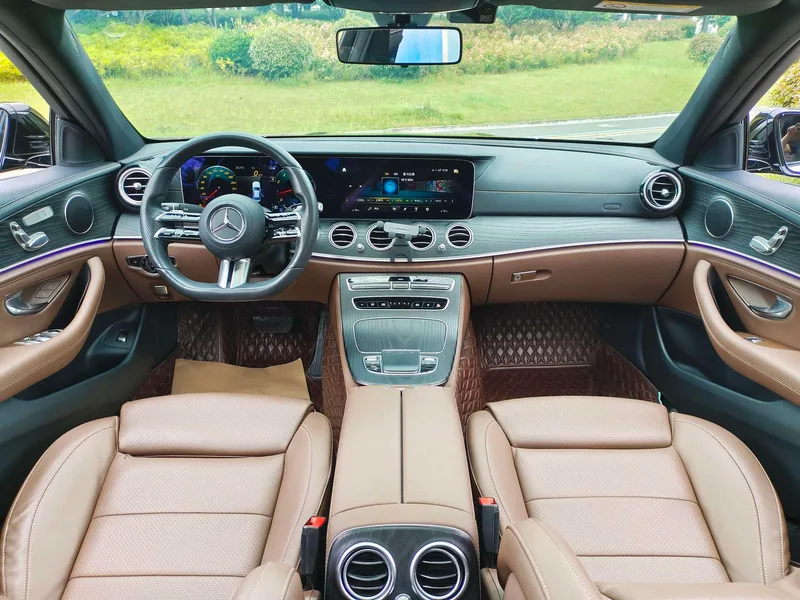 Mercedes-Benz E-Class 2021 Restyling E 260 L sports car interior photo 12