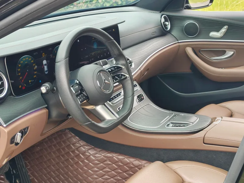 Mercedes-Benz E-Class 2021 Restyling E 260 L sports car interior photo 15