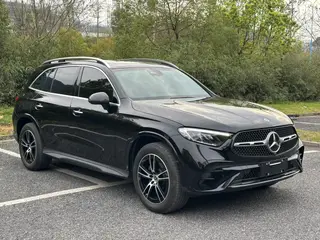 Mercedes-Benz GLC 2025 Restyling GLC 260 L 4MATIC Luxury type 5 seat exterior photo 3 Mercedes-Benz GLC 2025 Restyling GLC 260 L 4MATIC Luxury type 5 seat exterior photo 3