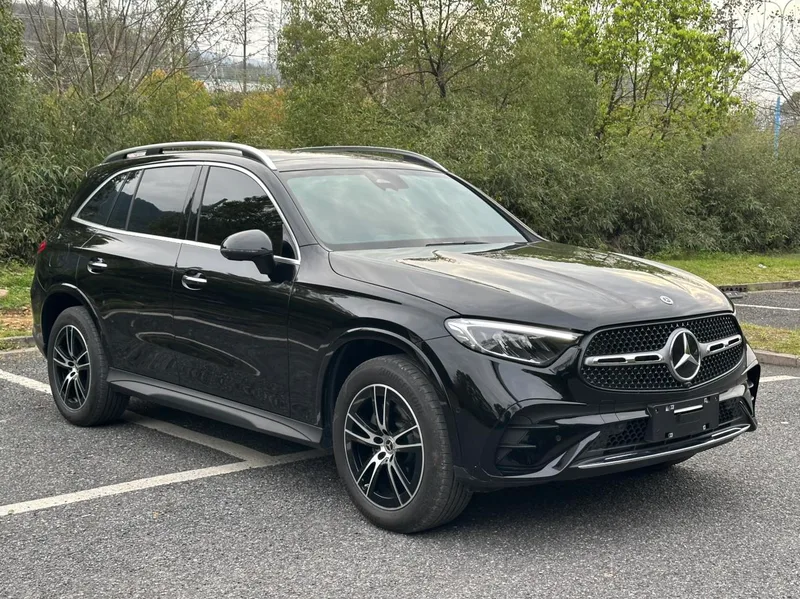 Mercedes-Benz GLC 2025 Restyling GLC 260 L 4MATIC Luxury type 5 seat exterior photo 3 Mercedes-Benz GLC 2025 Restyling GLC 260 L 4MATIC Luxury type 5 seat exterior photo 3