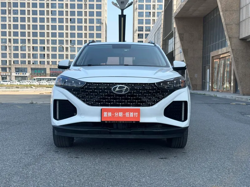 Hyundai ix35 2021 2.0L Version confort automatique à deux roues motrices GL extérieur photo 3 Hyundai ix35 2021 2.0L Version confort automatique à deux roues motrices GL extérieur photo 3