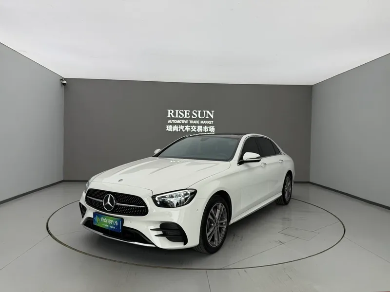 Mercedes-Benz E-Class 2023 E 260 L Coche deportivo exterior foto 1 Mercedes-Benz E-Class 2023 E 260 L Coche deportivo exterior foto 1