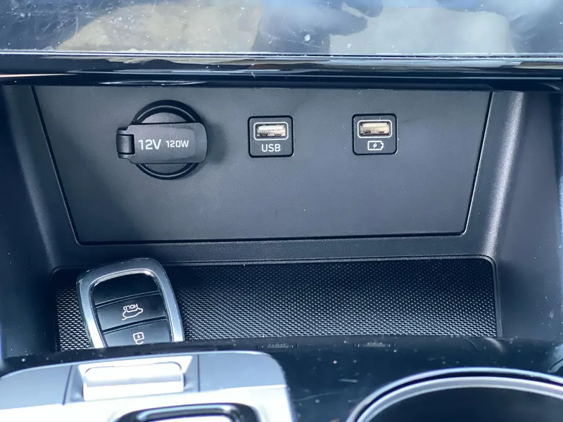 Hyundai Tucson 2023 Tucson L 1.5T DLX Versión de lujo de tracción en dos ruedas interior foto 15