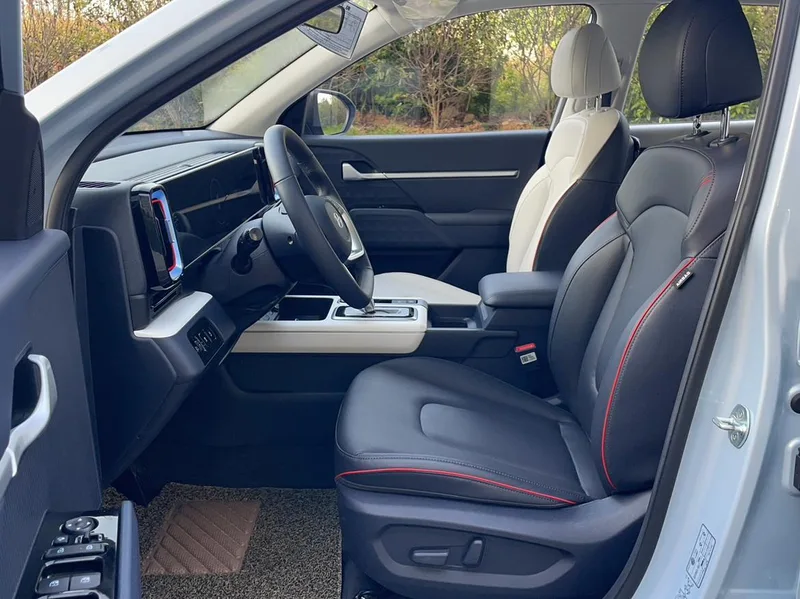 Hyundai ix35 2023 Mu Sa 2.0L Flagship Edition TOP interior photo 13 Hyundai ix35 2023 Mu Sa 2.0L Flagship Edition TOP interior photo 13