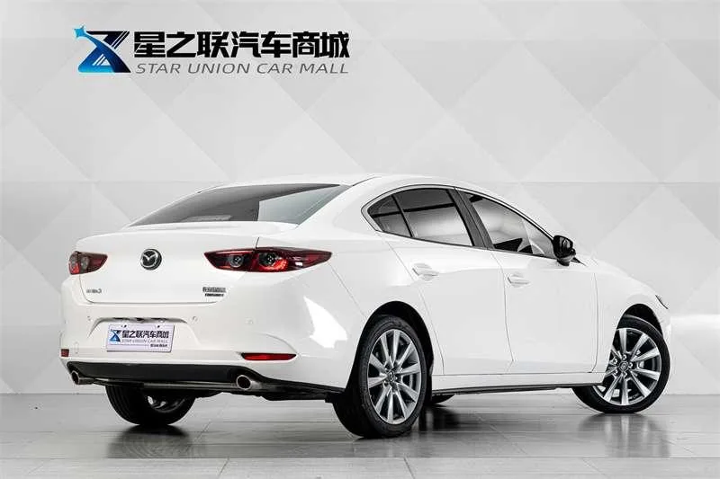Mazda Mazda3 Axela 2021 2.0L Automatic quality elegant version exterior photo 6 Mazda Mazda3 Axela 2021 2.0L Automatic quality elegant version exterior photo 6