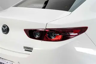 Mazda Mazda3 Axela 2021 2.0L Automatic quality elegant version exterior photo 8 Mazda Mazda3 Axela 2021 2.0L Automatic quality elegant version exterior photo 8