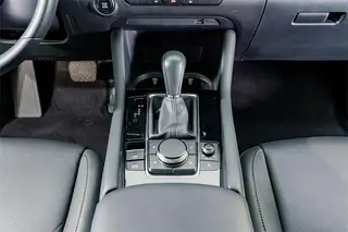 Mazda Mazda3 Axela 2021 2.0L Automatic quality elegant version interior photo 12 Mazda Mazda3 Axela 2021 2.0L Automatic quality elegant version interior photo 12