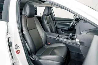 Mazda Mazda3 Axela 2021 2.0L Automatic quality elegant version interior photo 18 Mazda Mazda3 Axela 2021 2.0L Automatic quality elegant version interior photo 18