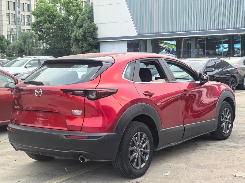 Mazda CX-30 2021 2.0L Type de Shangyue automatique extérieur photo 4 Mazda CX-30 2021 2.0L Type de Shangyue automatique extérieur photo 4