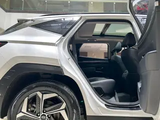 Hyundai Tucson 2023 Tucson L 1.5T DLX Versión de lujo de tracción en dos ruedas exterior foto 6 Hyundai Tucson 2023 Tucson L 1.5T DLX Versión de lujo de tracción en dos ruedas exterior foto 6