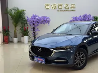 Mazda CX-4 2021 2.0L Version deux roues motrices de la vitalité du ciel bleu extérieur photo 2