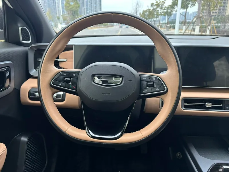 Geely ICON 2023 1.5TD protagonist version interior photo 12