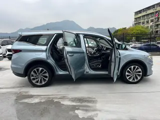 Geely Jiaji 2019 1.5TD DCT Premium Class interior photo 12