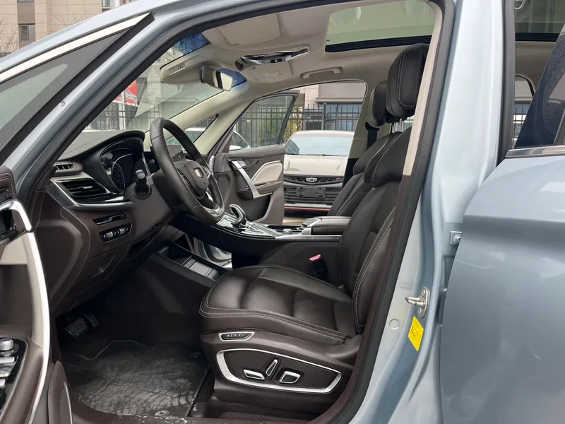 Geely Jiaji 2019 1.5TD DCT Premium Class interior photo 14