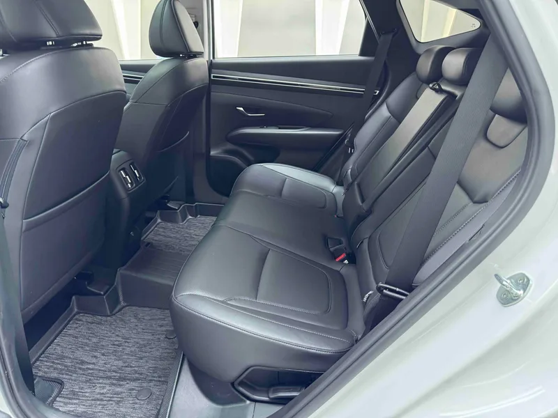 Hyundai Tucson 2023 Tucson L 1.5T DLX Двухприводная люксовая версия интерьер фото 14