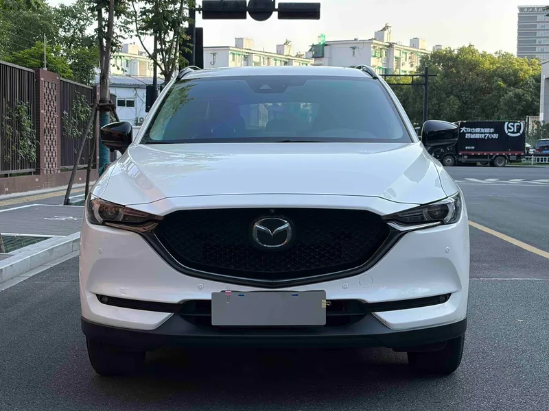Mazda CX-5 2021 2.5L Automatic two-wheel drive black knight type exterior photo 3