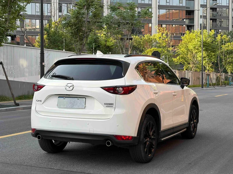 Mazda CX-5 2021 2.5L Automatic two-wheel drive black knight type interior photo 10