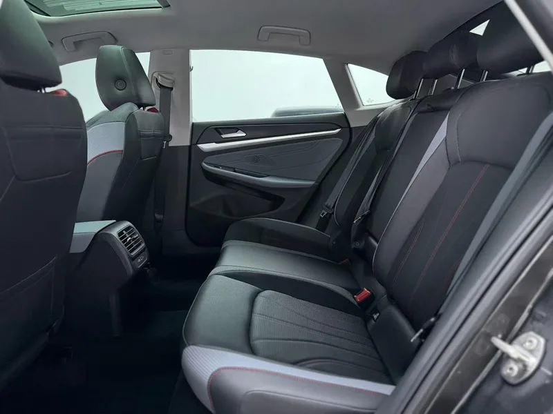 Volkswagen Lamando 2024 Lamando L 280TSI DSG Cool Spicy Edition interior photo 6 Volkswagen Lamando 2024 Lamando L 280TSI DSG Cool Spicy Edition interior photo 6