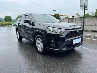 Toyota RAV4 2023 2.0L CVT Two-wheel drive urban version exterior photo 3 Toyota RAV4 2023 2.0L CVT Two-wheel drive urban version exterior photo 3
