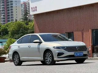 Volkswagen Lavida 2023 1.5L Автоматическая полная версия экстерьер фото 2 Volkswagen Lavida 2023 1.5L Автоматическая полная версия экстерьер фото 2