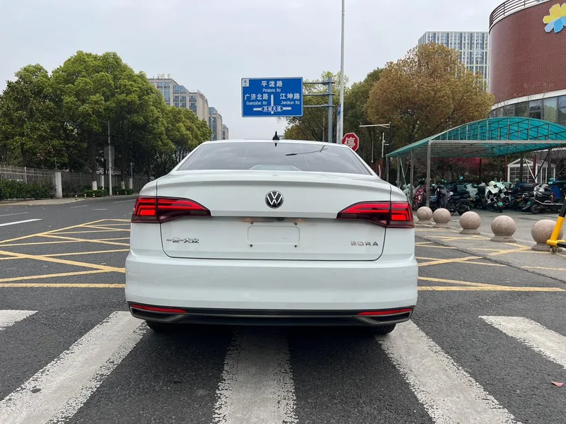 Volkswagen Bora 2021 1.5L Automatic 30 Anniversary Edition exterior photo 5 Volkswagen Bora 2021 1.5L Automatic 30 Anniversary Edition exterior photo 5