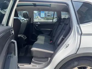 Volkswagen Tiguan L 2022 330TSI Automatic two-wheel drive R-Line Enjoy more version exterior photo 10 Volkswagen Tiguan L 2022 330TSI Automatic two-wheel drive R-Line Enjoy more version exterior photo 10