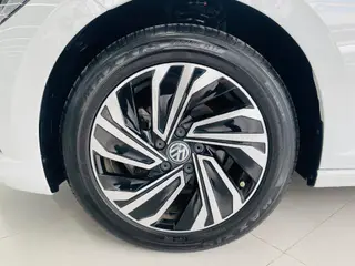 Volkswagen Sagitar 2022 280TSI DSG Premium Edition exterior photo 3 Volkswagen Sagitar 2022 280TSI DSG Premium Edition exterior photo 3