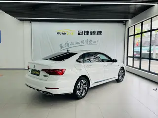 Volkswagen Sagitar 2022 280TSI DSG Premium Edition interior photo 16 Volkswagen Sagitar 2022 280TSI DSG Premium Edition interior photo 16
