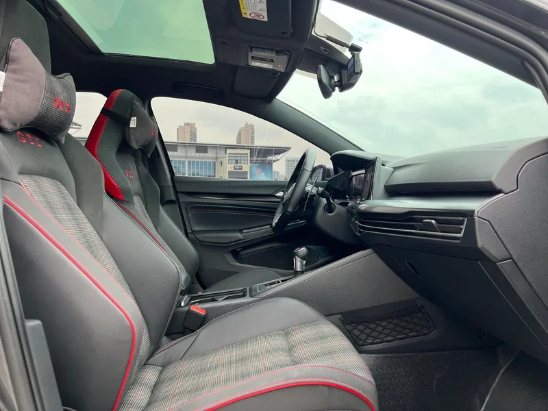 Volkswagen Golf GTI 2021 380TSI DSG GTI interior photo 12 Volkswagen Golf GTI 2021 380TSI DSG GTI interior photo 12