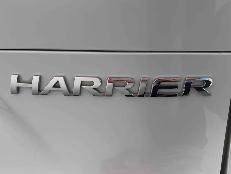 Toyota Harrier 2022 2.0L CVT Two-wheel drive luxury edition interior photo 13 Toyota Harrier 2022 2.0L CVT Two-wheel drive luxury edition interior photo 13
