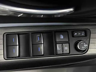 Toyota Harrier 2022 2.0L CVT Two-wheel drive luxury edition interior photo 18 Toyota Harrier 2022 2.0L CVT Two-wheel drive luxury edition interior photo 18