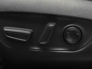 Toyota Harrier 2022 2.0L CVT Two-wheel drive luxury edition interior photo 19 Toyota Harrier 2022 2.0L CVT Two-wheel drive luxury edition interior photo 19