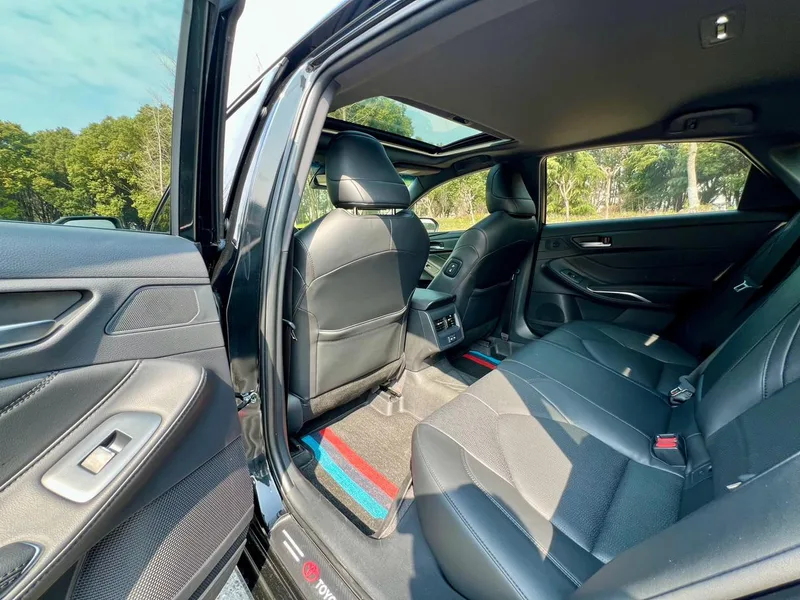Toyota Avalon 2022 2.0L Enterprising Edition interior photo 11 Toyota Avalon 2022 2.0L Enterprising Edition interior photo 11