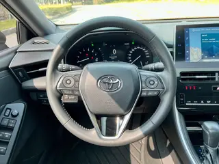 Toyota Avalon 2022 2.0L Enterprising Edition interior photo 13 Toyota Avalon 2022 2.0L Enterprising Edition interior photo 13